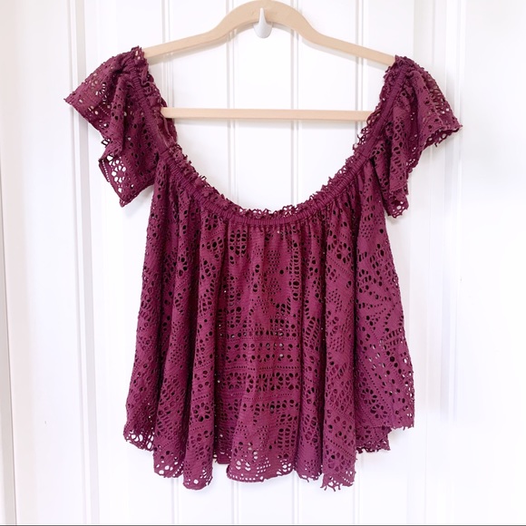 🌼 Free People off shoulder crochet top🌼 - Picture 3 of 4